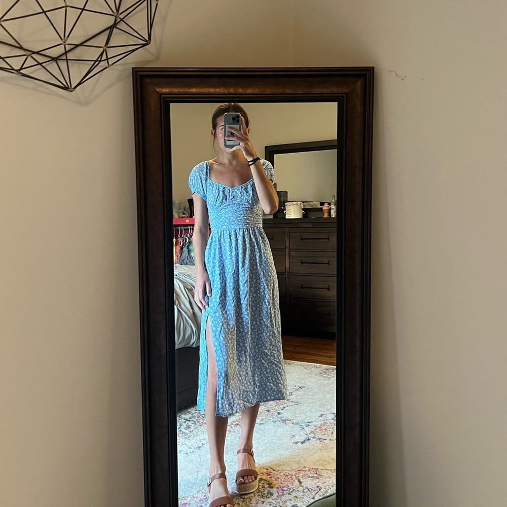 hollister blue floral midi dress with slit
